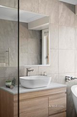 https://images.listonce.com.au/custom/160x/listings/24-ryrie-court-lilydale-vic-3140/315/01720315_img_16.jpg?VfUeFOV7Qyg