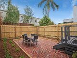 https://images.listonce.com.au/custom/160x/listings/24-selbourne-street-hawthorn-vic-3122/059/00829059_img_09.jpg?Q7sK5mk_VDI