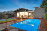 https://images.listonce.com.au/custom/160x/listings/24-shawlands-avenue-blackburn-south-vic-3130/613/00914613_img_02.jpg?hcmPPTKUm7Y