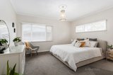 https://images.listonce.com.au/custom/160x/listings/24-shawlands-avenue-blackburn-south-vic-3130/613/00914613_img_08.jpg?1TqjWHX52TQ