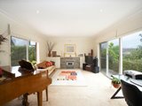 https://images.listonce.com.au/custom/160x/listings/24-singleton-road-balwyn-north-vic-3104/927/01684927_img_02.jpg?spvBCyrFXvI