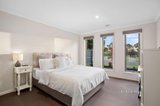 https://images.listonce.com.au/custom/160x/listings/24-sissinghurst-parade-mernda-vic-3754/432/01369432_img_02.jpg?KTm1f6-Qljo