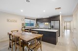 https://images.listonce.com.au/custom/160x/listings/24-sissinghurst-parade-mernda-vic-3754/432/01369432_img_07.jpg?TToxKlm_VDA