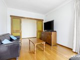 https://images.listonce.com.au/custom/160x/listings/24-speight-street-newport-vic-3015/814/01203814_img_07.jpg?6pbCSUlUeI4