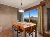 https://images.listonce.com.au/custom/160x/listings/24-strathaird-street-strathmore-vic-3041/384/00847384_img_05.jpg?9CSypRuJSLI