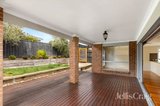 https://images.listonce.com.au/custom/160x/listings/24-tallis-grove-doreen-vic-3754/537/01821537_img_10.jpg?eZEHmmzjx9s