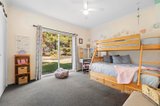 https://images.listonce.com.au/custom/160x/listings/24-thornhill-lane-elphinstone-vic-3448/517/01577517_img_09.jpg?s_-ZRCXB4Ic