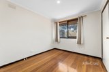 https://images.listonce.com.au/custom/160x/listings/24-thornton-street-macleod-vic-3085/664/01912664_img_08.jpg?dLt8cVtBk9g