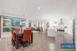 https://images.listonce.com.au/custom/160x/listings/24-vaucluse-boulevard-sanctuary-lakes-vic-3030/155/01613155_img_08.jpg?CIMTHUMKBaw