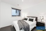 https://images.listonce.com.au/custom/160x/listings/24-vaucluse-boulevard-sanctuary-lakes-vic-3030/155/01613155_img_14.jpg?L7u8jWu9HE8