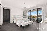 https://images.listonce.com.au/custom/160x/listings/24-victoria-street-oak-park-vic-3046/758/01979758_img_08.jpg?qo0iVNeIGmE