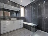 https://images.listonce.com.au/custom/160x/listings/24-view-street-mont-albert-vic-3127/582/01743582_img_04.jpg?pfq81lkJBiA