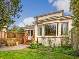 https://images.listonce.com.au/custom/160x/listings/24-view-street-mont-albert-vic-3127/582/01743582_img_06.jpg?z7VBu5OXfnA