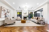 https://images.listonce.com.au/custom/160x/listings/24-viewpoint-avenue-glen-waverley-vic-3150/509/01910509_img_10.jpg?vnlxYHGG4aw