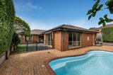 https://images.listonce.com.au/custom/160x/listings/24-warrington-avenue-vermont-south-vic-3133/410/01102410_img_10.jpg?tKw5J1iE5Qs