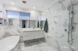 https://images.listonce.com.au/custom/160x/listings/24-wattle-grove-mckinnon-vic-3204/973/01752973_img_09.jpg?YJfmE02NRjI