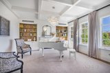 https://images.listonce.com.au/custom/160x/listings/24-willis-street-balwyn-north-vic-3104/928/01648928_img_05.jpg?HKAelyFcSJg