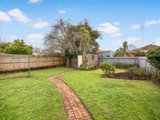 https://images.listonce.com.au/custom/160x/listings/24-winter-street-newington-vic-3350/283/01751283_img_02.jpg?k9XjDZjZ7cQ