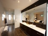 https://images.listonce.com.au/custom/160x/listings/24-yarrbat-avenue-balwyn-vic-3103/983/01684983_img_07.jpg?8-aIS5vM9yE