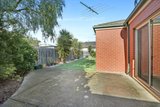 https://images.listonce.com.au/custom/160x/listings/24-young-street-lara-vic-3212/983/01698983_img_08.jpg?H2r9aHAge9U