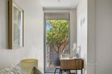 https://images.listonce.com.au/custom/160x/listings/240-52-percy-street-brunswick-vic-3056/521/01501521_img_07.jpg?dO3jA3EN99s