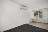 https://images.listonce.com.au/custom/160x/listings/240-chifley-avenue-altona-vic-3018/092/01700092_img_15.jpg?VyByvM22X0c