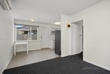 https://images.listonce.com.au/custom/160x/listings/240-chifley-avenue-altona-vic-3018/092/01700092_img_17.jpg?ivve-rA6Rso