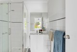 https://images.listonce.com.au/custom/160x/listings/240-summerhill-road-brighton-east-vic-3187/395/01922395_img_03.jpg?BWlbVpKgTBU