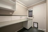 https://images.listonce.com.au/custom/160x/listings/240-swansea-road-mount-evelyn-vic-3796/213/01931213_img_09.jpg?C8biH-F3UUU