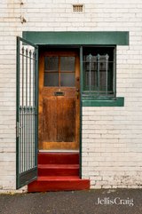 https://images.listonce.com.au/custom/160x/listings/241-george-street-fitzroy-vic-3065/064/01903064_img_02.jpg?B6zYusgwydY