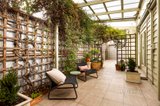 https://images.listonce.com.au/custom/160x/listings/241-nicholson-street-carlton-vic-3053/372/01692372_img_06.jpg?5WW7ax1W0wk