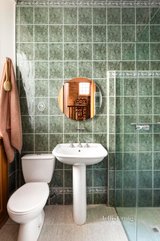 https://images.listonce.com.au/custom/160x/listings/241-nicholson-street-carlton-vic-3053/372/01692372_img_14.jpg?Cos6lPqx2a0