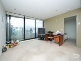 https://images.listonce.com.au/custom/160x/listings/2412100-harbour-esplanade-docklands-vic-3008/996/01613996_img_03.jpg?y6Zdic_Cd_s