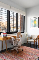 https://images.listonce.com.au/custom/160x/listings/242-adderley-street-west-melbourne-vic-3003/948/01743948_img_07.jpg?nLN5mXEaUx0