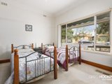 https://images.listonce.com.au/custom/160x/listings/242-douglas-parade-newport-vic-3015/428/01203428_img_06.jpg?8xbsAqcP9sU