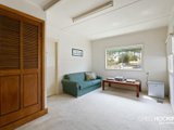 https://images.listonce.com.au/custom/160x/listings/242-douglas-parade-newport-vic-3015/428/01203428_img_09.jpg?RoqOrV41pJg