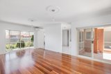 https://images.listonce.com.au/custom/160x/listings/242-murray-road-mckinnon-vic-3204/482/01628482_img_05.jpg?DXfojoxVE_U