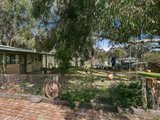 https://images.listonce.com.au/custom/160x/listings/242-old-drummond-road-taradale-vic-3447/955/00701955_img_08.jpg?gxKXlgYKbM8