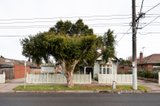 https://images.listonce.com.au/custom/160x/listings/242-station-street-fairfield-vic-3078/278/01074278_img_10.jpg?qUSxqL-Tl2Q