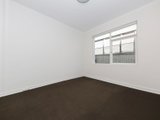 https://images.listonce.com.au/custom/160x/listings/2423-tooronga-road-hawthorn-east-vic-3123/164/01922164_img_02.jpg?UMRWiksM5iU