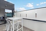 https://images.listonce.com.au/custom/160x/listings/242347-camberwell-road-camberwell-vic-3124/918/01683918_img_08.jpg?OSXCJJ7bq8A
