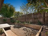 https://images.listonce.com.au/custom/160x/listings/2425-middleborough-road-box-hill-vic-3128/411/01684411_img_08.jpg?8yfzX9vaIrc