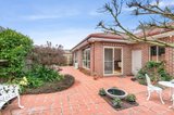 https://images.listonce.com.au/custom/160x/listings/243-albert-street-mount-waverley-vic-3149/520/01629520_img_10.jpg?14hOQhIvweM