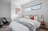 https://images.listonce.com.au/custom/160x/listings/243-brosnan-crescent-strathmore-vic-3041/559/01727559_img_19.jpg?fdzPVF-KJIQ