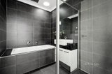 https://images.listonce.com.au/custom/160x/listings/243-brosnan-crescent-strathmore-vic-3041/559/01727559_img_21.jpg?L6PskU_YoDA