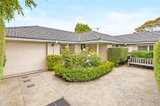 https://images.listonce.com.au/custom/160x/listings/243-colstan-court-mount-eliza-vic-3930/763/01609763_img_01.jpg?JhRaGq5T_kQ