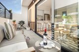 https://images.listonce.com.au/custom/160x/listings/2432-station-street-bonbeach-vic-3196/390/01722390_img_11.jpg?M6N9O3wz0gU