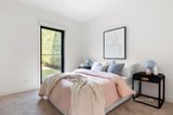 https://images.listonce.com.au/custom/160x/listings/244-beach-road-hampton-vic-3188/033/01692033_img_13.jpg?V9A6BH17_Wo