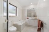 https://images.listonce.com.au/custom/160x/listings/244-bizley-street-mount-waverley-vic-3149/082/01182082_img_05.jpg?dtjUY40LhAc