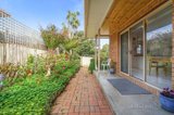 https://images.listonce.com.au/custom/160x/listings/244-dunscombe-avenue-glen-waverley-vic-3150/536/00918536_img_11.jpg?W63vj_YeBZI